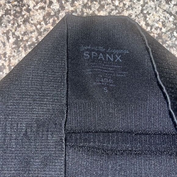 Ladies SPANX CROPPED HI WAISTED LEGGINGS - Picture 3 of 4